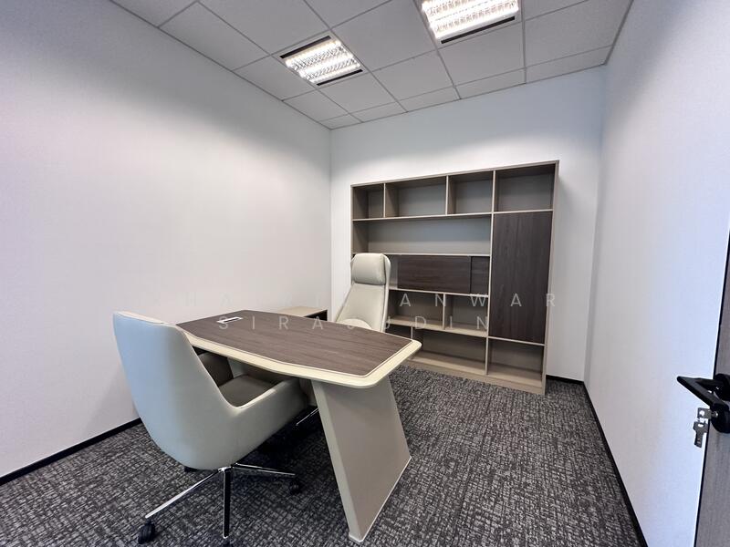 Office for Rent in Tun Razak Exchange (Kuala Lumpur) - Khairil Anwar Sirajudin - Study - PropertyGuru.com.my