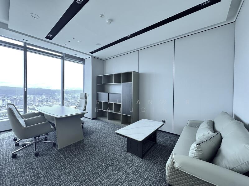 Office for Rent in Tun Razak Exchange (Kuala Lumpur) - Khairil Anwar Sirajudin - Study - PropertyGuru.com.my