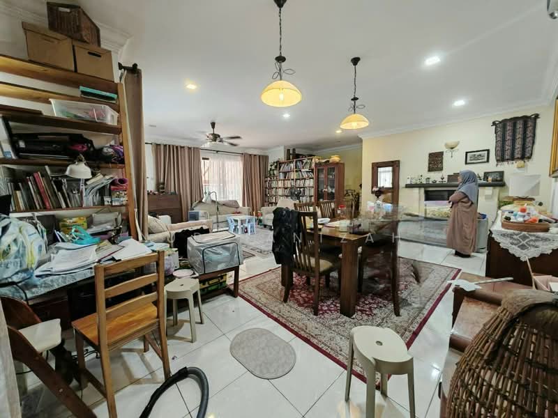 2-storey Terraced House for Sale in Bukit Jelutong (Shah Alam) - Nur Hanizah - PropertyGuru.com.my