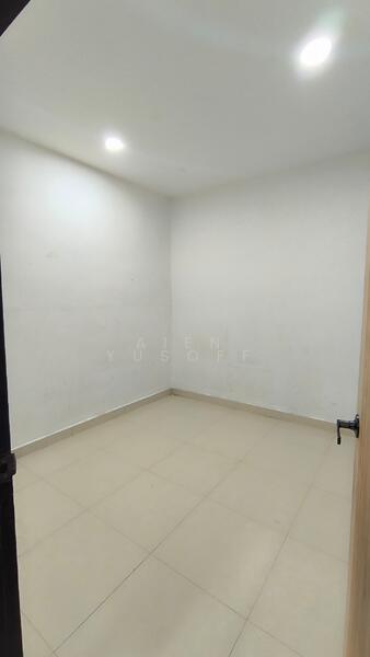 Untuk Dijual - Indera Mahkota 2