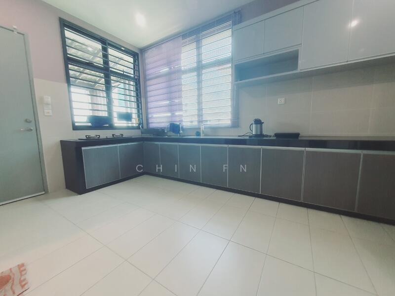 Untuk Disewa - Vista Kirana