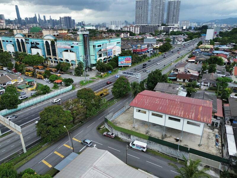 Bungalow House for Sale in Kampung Cheras Baru (Ampang) - Firdaus Husin - Exterior - PropertyGuru.com.my