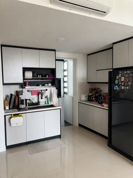 Kondominium untuk Dijual di Emerald Hill - Chris Choo - Kitchen - PropertyGuru.com.my