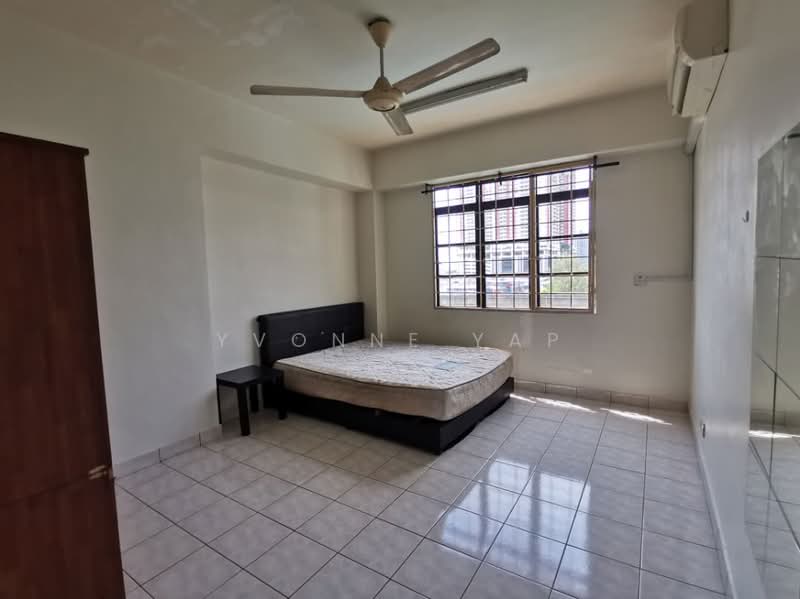 Tropika Paradise Condominium untuk Untuk Dijual - RM 450,000, Apr 2026 - Bedroom - PropertyGuru.com.my