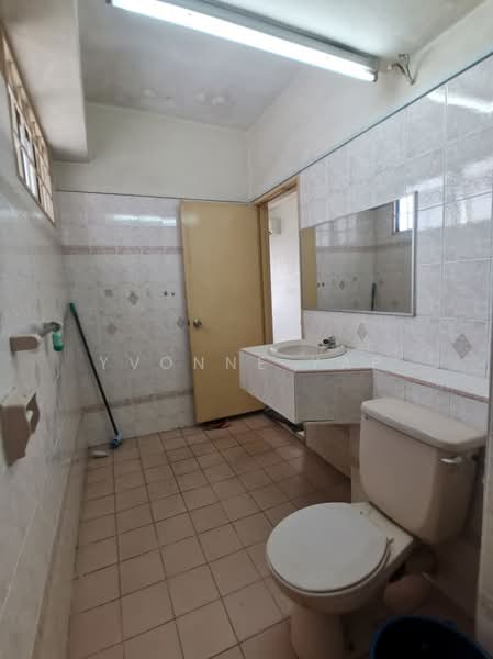 Tropika Paradise Condominium untuk Untuk Dijual - RM 450,000, Apr 2026 - Bathroom - PropertyGuru.com.my