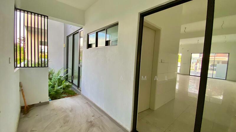 2-storey Terraced House for Sale in Bandar Gamuda Gardens (Rawang) - Dinie Akmal - Entrance - PropertyGuru.com.my