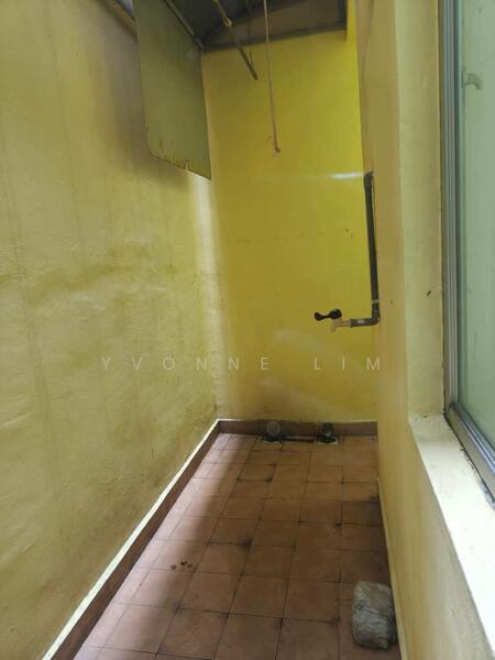 Untuk Dijual - Nusa Bestari Shoplot Apartment