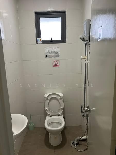 Shop / Office for Rent in Sungai Besi (Kuala Lumpur) - Cannice You - Bathroom - PropertyGuru.com.my