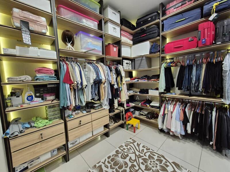 Closet