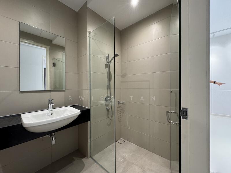 Service Residence for Rent at Met 1 Residences - Swiss Tan - Bathroom - PropertyGuru.com.my