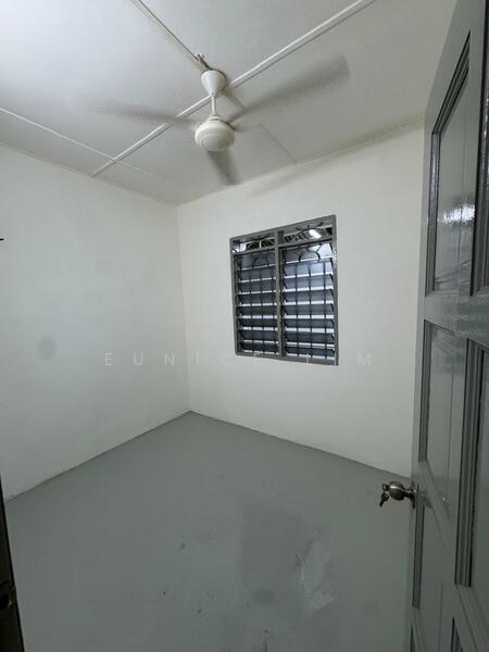 Untuk Disewa - Taman Sentosa