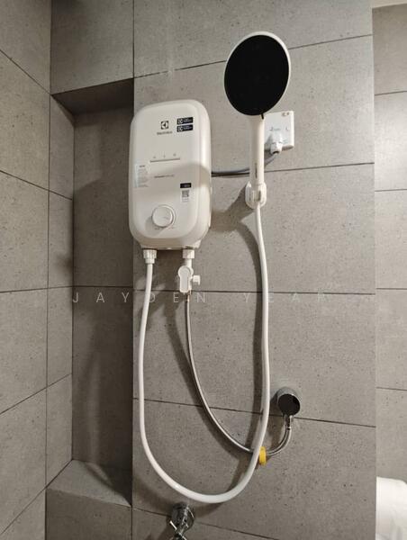 Service Residence for Rent at Vivo Executive Apartment - Jayden Yeap - Bathroom - PropertyGuru.com.my