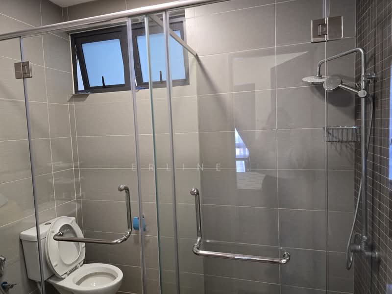 Servis Apartment untuk Disewa di Pacific Star - Erline . - Bathroom - PropertyGuru.com.my