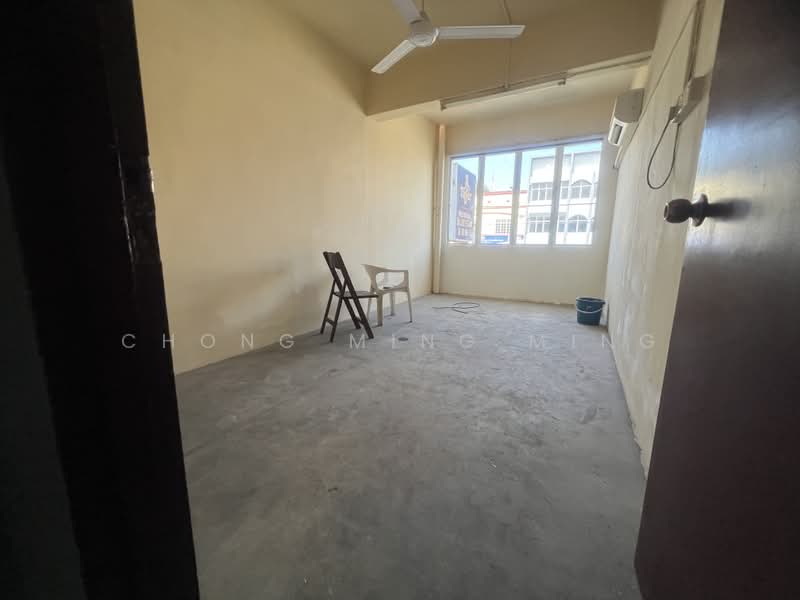 Shop for Rent in Seremban (Negeri Sembilan) - Chong Ming Ming - Interior - PropertyGuru.com.my