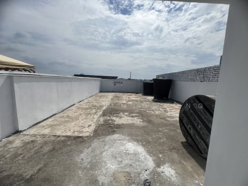 Shop for Rent in Seremban (Negeri Sembilan) - Chong Ming Ming - Roof - PropertyGuru.com.my
