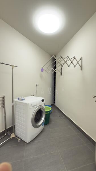 Laundry area 