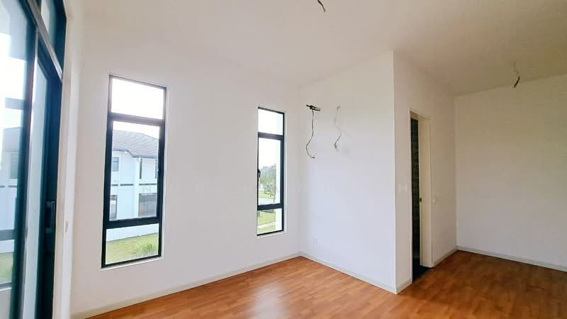 Semi-Detached House for Sale in Kuala Selangor (Selangor) - Nur Hanizah - PropertyGuru.com.my