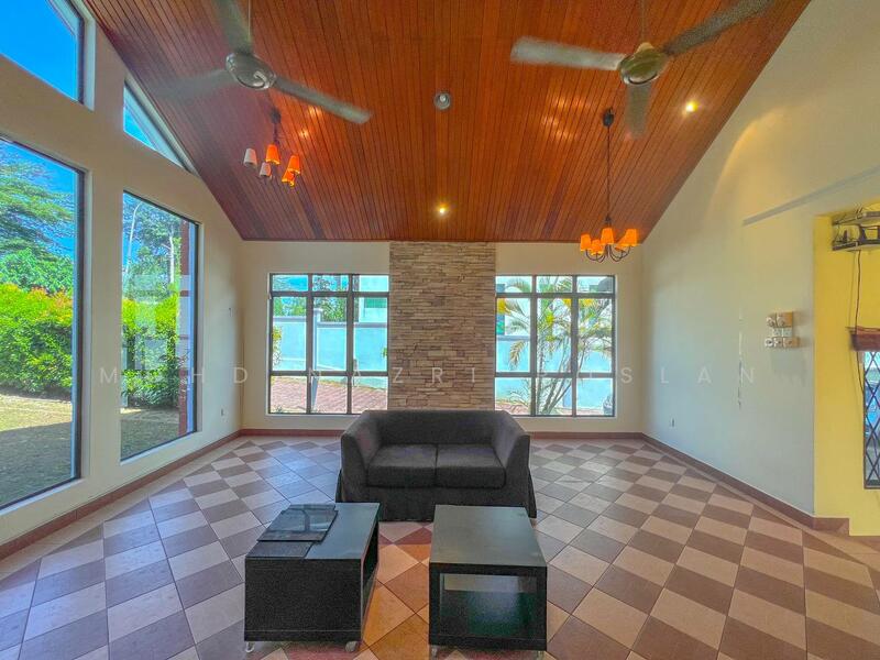 Bungalow for Sale in Sungai Buloh (Selangor) - Mohd Nazri Roslan - Living Room - PropertyGuru.com.my