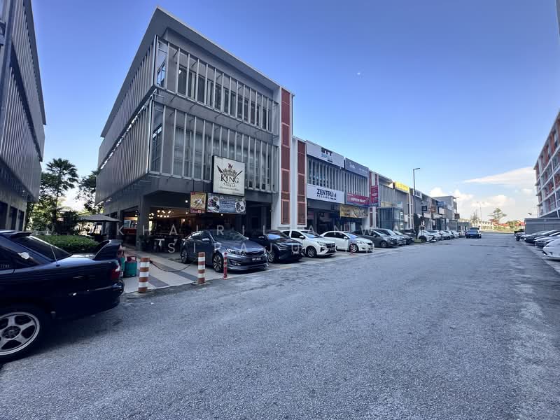Kedai / Pejabat untuk Disewa di Bukit Jelutong (Shah Alam) - Khairil Anwar Sirajudin - Exterior - PropertyGuru.com.my