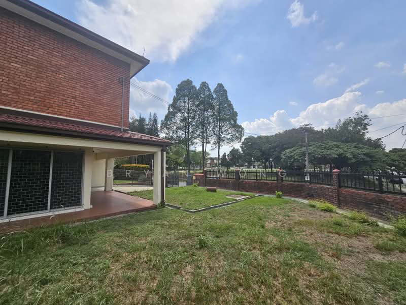 Rumah Berkembar untuk Dijual di Damansara Kim (Petaling Jaya) - Bryan Wong - Exterior - PropertyGuru.com.my