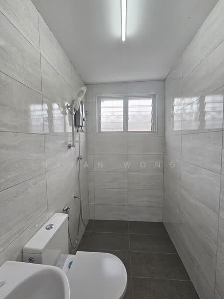 Rumah Berkembar untuk Dijual di Damansara Kim (Petaling Jaya) - Bryan Wong - PropertyGuru.com.my