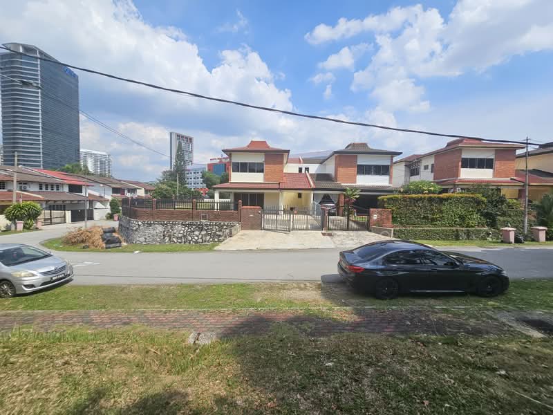 Rumah Berkembar untuk Dijual di Damansara Kim (Petaling Jaya) - Bryan Wong - PropertyGuru.com.my