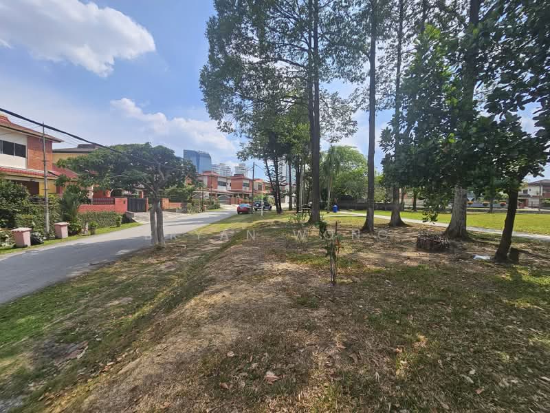 Rumah Berkembar untuk Dijual di Damansara Kim (Petaling Jaya) - Bryan Wong - PropertyGuru.com.my