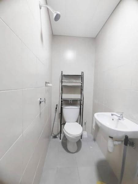 Service Residence for Sale at Aragreens - May Cheong - Bathroom - PropertyGuru.com.my