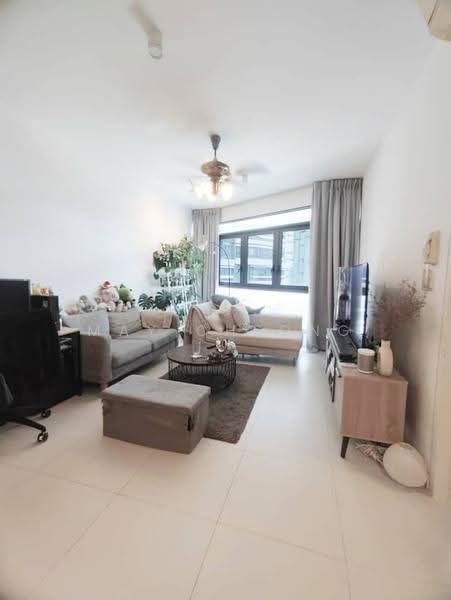Service Residence for Sale at Aragreens - May Cheong - Living Room - PropertyGuru.com.my