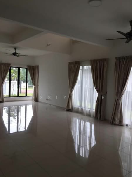 Semi-Detached House for Sale in Setia Ecohill (Semenyih) - Jesslyn Lee - Living Room - PropertyGuru.com.my