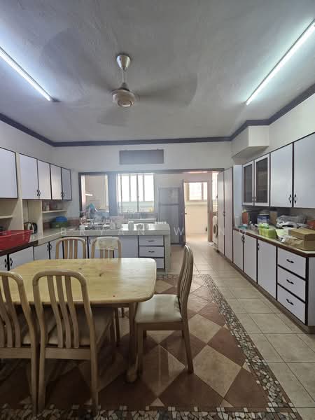 Semi-Detached House for Sale in Damansara Jaya (Petaling Jaya) - Bryan Wong - Kitchen - PropertyGuru.com.my