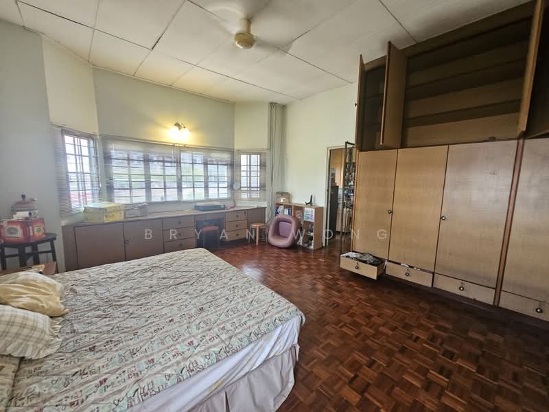 Semi-Detached House for Sale in Damansara Jaya (Petaling Jaya) - Bryan Wong - Bedroom - PropertyGuru.com.my