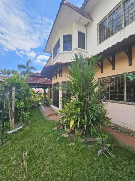 Semi-Detached House for Sale in Damansara Jaya (Petaling Jaya) - Bryan Wong - Exterior - PropertyGuru.com.my