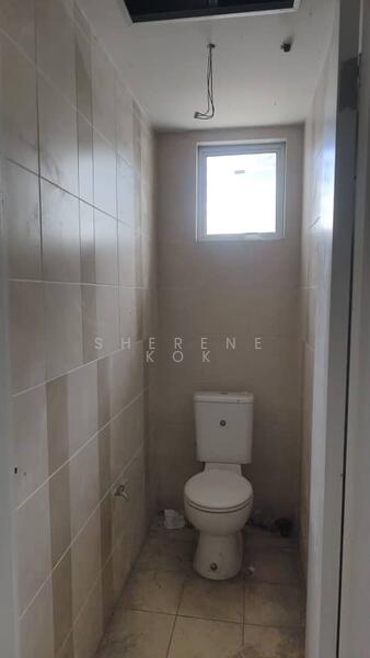 Shop for Rent in Kuching (Sarawak) - Sherene Kok - Bathroom - PropertyGuru.com.my