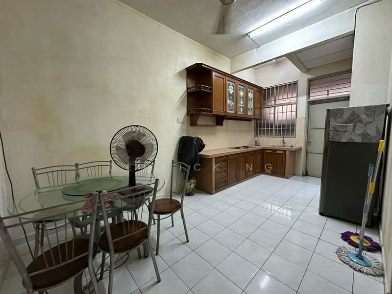 Rumah Teres 2 Tingkat untuk Dijual di Taman Sinar Intan (Sungai Petani) - Derrick Ng - Kitchen - PropertyGuru.com.my