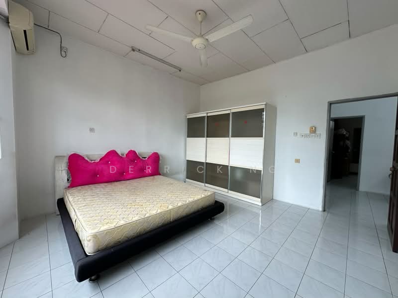 Rumah Teres 2 Tingkat untuk Dijual di Taman Sinar Intan (Sungai Petani) - Derrick Ng - Bedroom - PropertyGuru.com.my