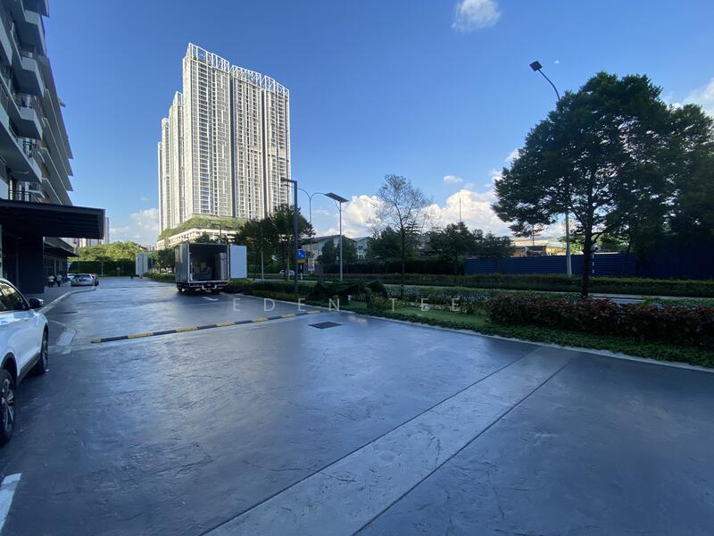 For Rent - Baron Shoplot @ Lake City