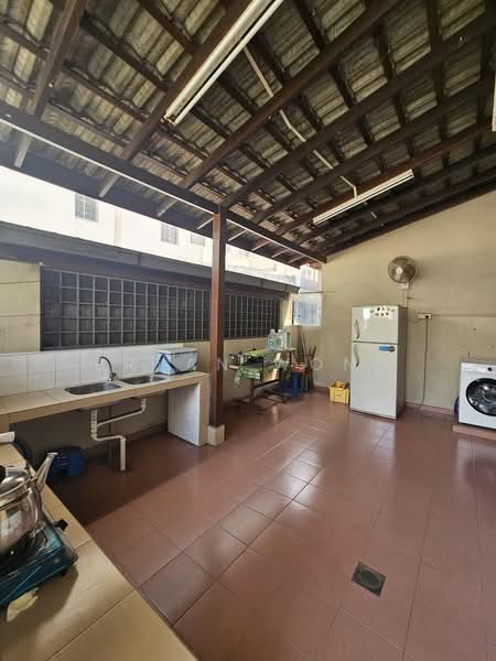 Semi-Detached House for Sale in Damansara Jaya (Petaling Jaya) - Bryan Wong - Kitchen - PropertyGuru.com.my