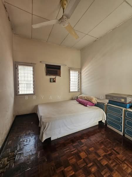 Semi-Detached House for Sale in Damansara Jaya (Petaling Jaya) - Bryan Wong - Bedroom - PropertyGuru.com.my