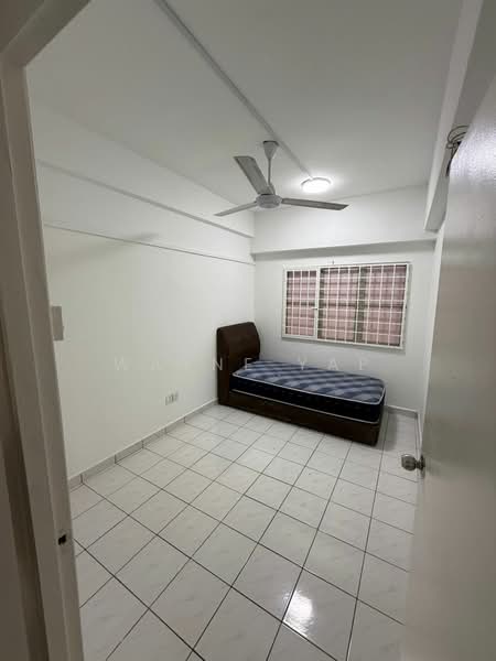 Kondominium untuk Dijual di Endah Ria - Wayne Yap - Bedroom - PropertyGuru.com.my