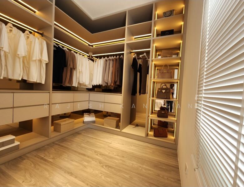 Closet