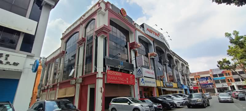 Shop for Rent in BANDAR PUCHONG JAYA (Puchong) - Kenny Koh - Exterior - PropertyGuru.com.my