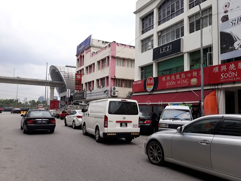 Shop for Rent in BANDAR PUCHONG JAYA (Puchong) - Kenny Koh - Exterior - PropertyGuru.com.my