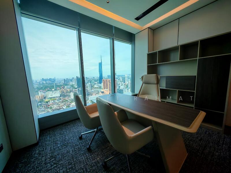 1+1, 11pax workstation