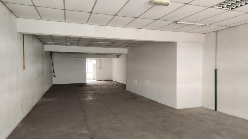 1st floor Office area