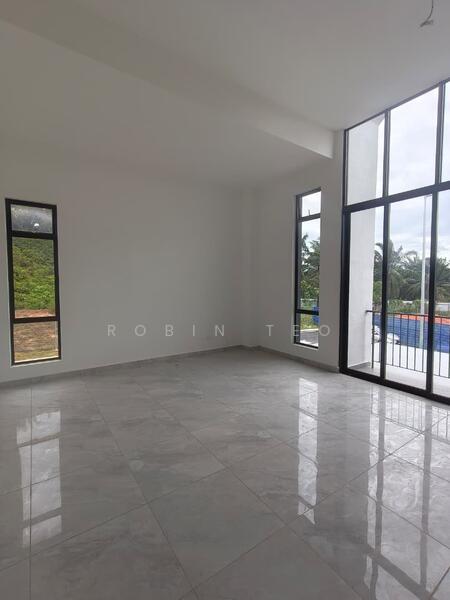 2-storey Terraced House for Sale in Bandar Putra (Kulai) - Robin Teo - Living Room - PropertyGuru.com.my