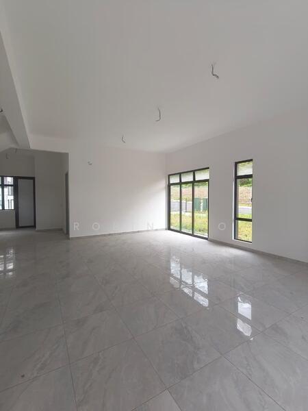 2-storey Terraced House for Sale in Bandar Putra (Kulai) - Robin Teo - Living Room - PropertyGuru.com.my