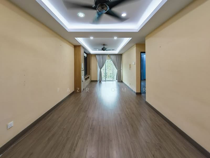 Kondominium untuk Dijual di Tiara Duta - Fazri Omar - Living Room - PropertyGuru.com.my