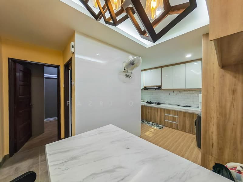 Kondominium untuk Dijual di Tiara Duta - Fazri Omar - Kitchen - PropertyGuru.com.my