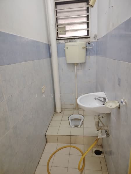 2-storey Terraced House for Sale in Taman Lestari Putra (Seri Kembangan) - Jane Loo - PropertyGuru.com.my